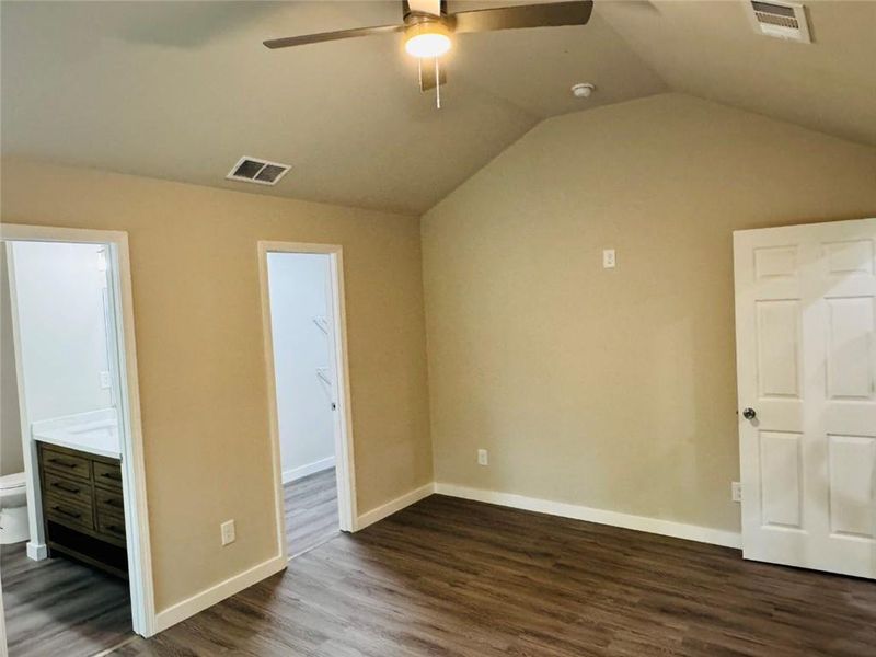 Spacious, unfurnished interior of a new home in , Snellville (Image 15).