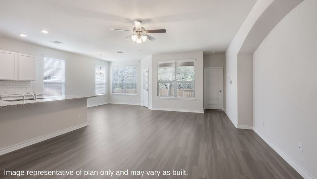Representative unfurnished interior of a home built from the The Salerno by D.R. Horton in Veranda, San Antonio (Image 15).