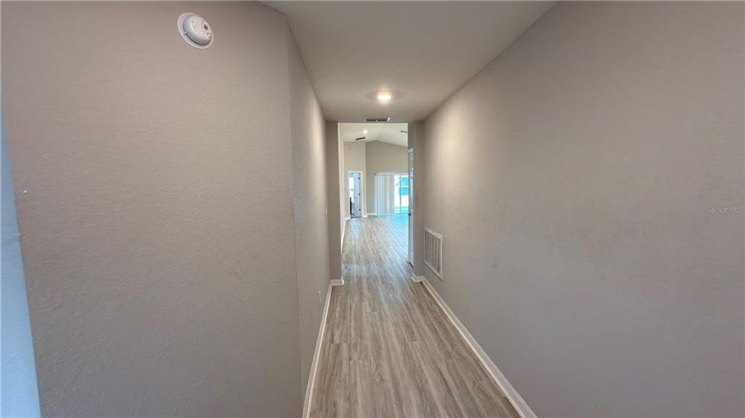 Spacious, unfurnished interior of a new home in , St. Cloud (Image 15).