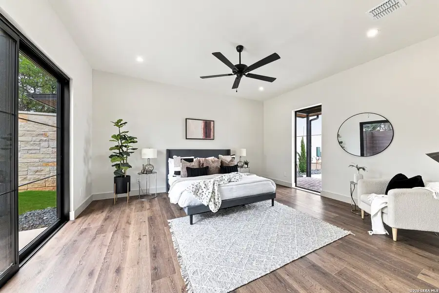 Furnished interior view inside a new home in , New Braunfels (Image 40).