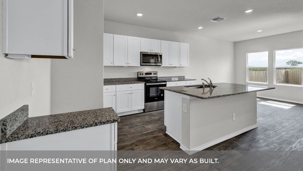 Furnished interior view inside a new home in Arroyo Ranch, Seguin (Image 9).
