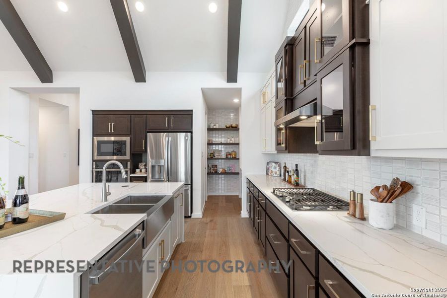 Furnished interior view inside a new home in The Crossvine, Schertz (Image 23). Furnished interior view inside a new home in The Crossvine, Schertz (Image 23).