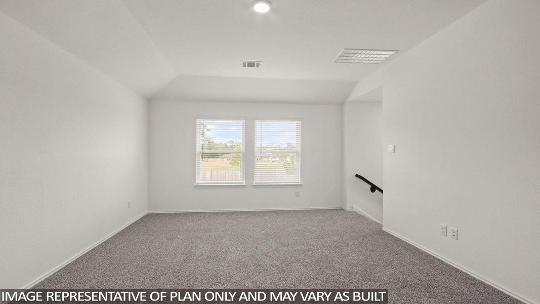 Spacious, unfurnished interior of a new home in Venetian Pines, Conroe (Image 11).