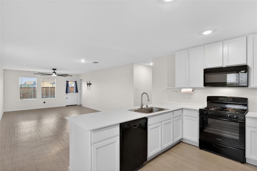 Furnished interior view inside a new home in Creekview, Pilot Point (Image 9).