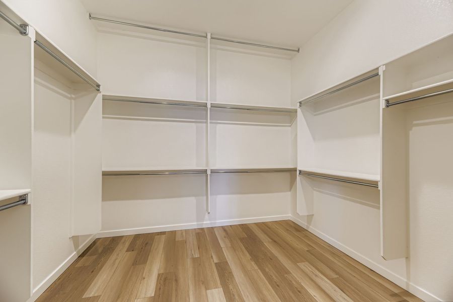 8902 S. Riviera - Primary Closet
