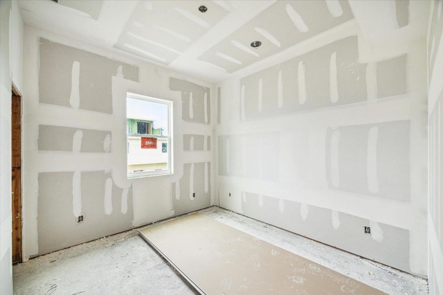 Image 38 of a home in .