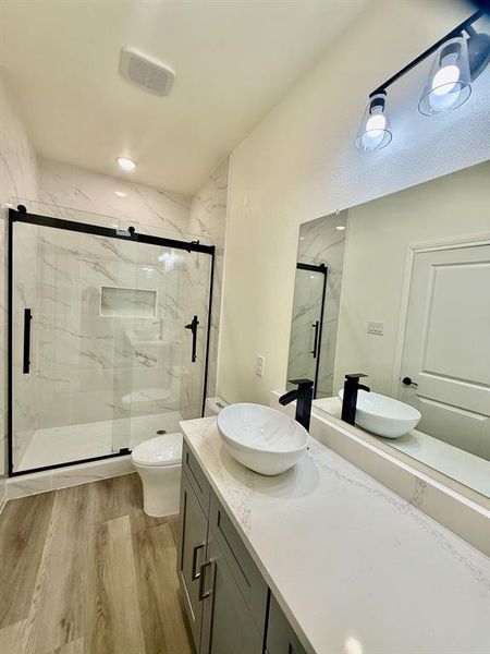 Furnished interior view inside a new home in , Grand Prairie (Image 17). Furnished interior view inside a new home in , Grand Prairie (Image 17).