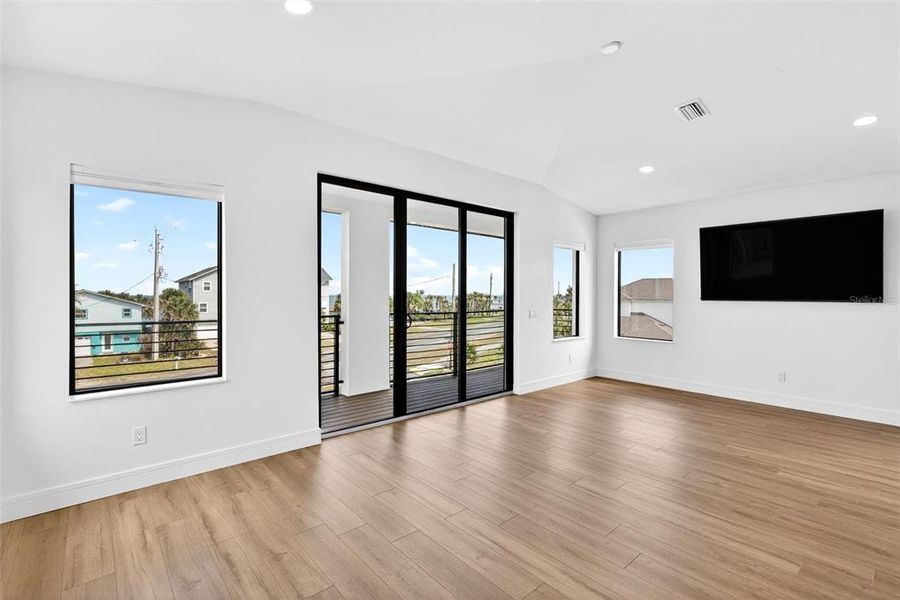 Spacious, unfurnished interior of a new home in , Flagler Beach (Image 48).