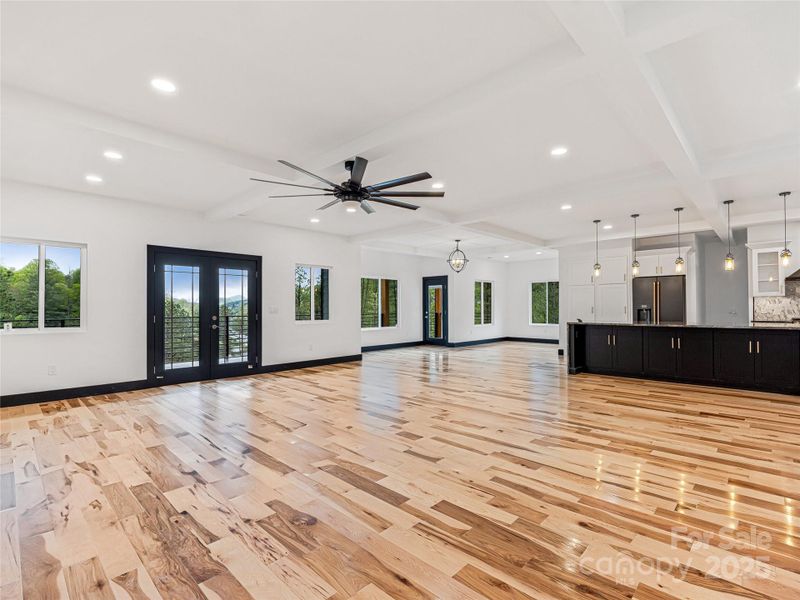 Image 33 of a home in .