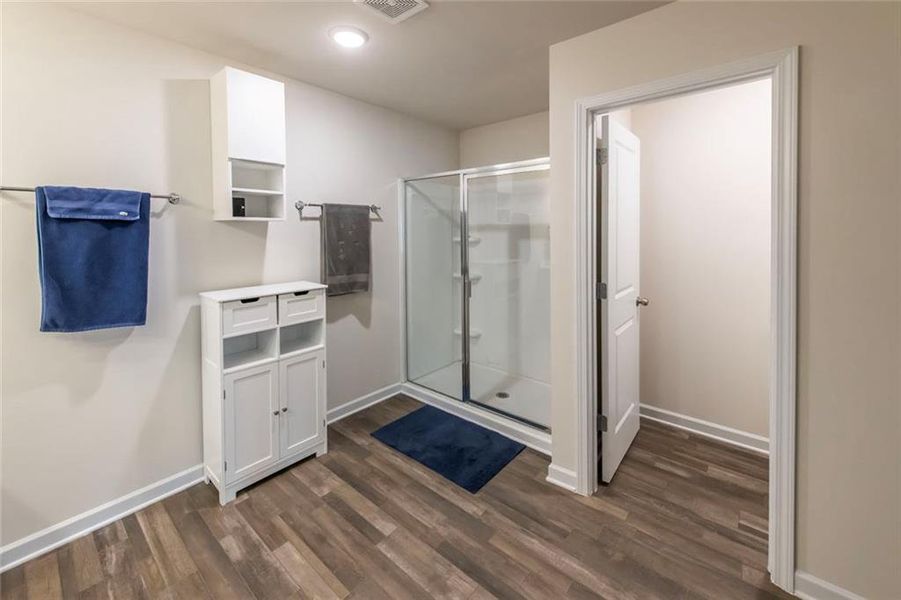 Furnished interior view inside a new home in , Villa Rica (Image 7).