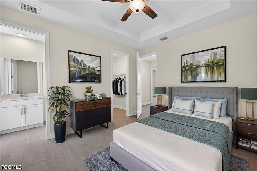 Furnished interior view inside a new home in Cape Coral, Cape Coral (Image 8).