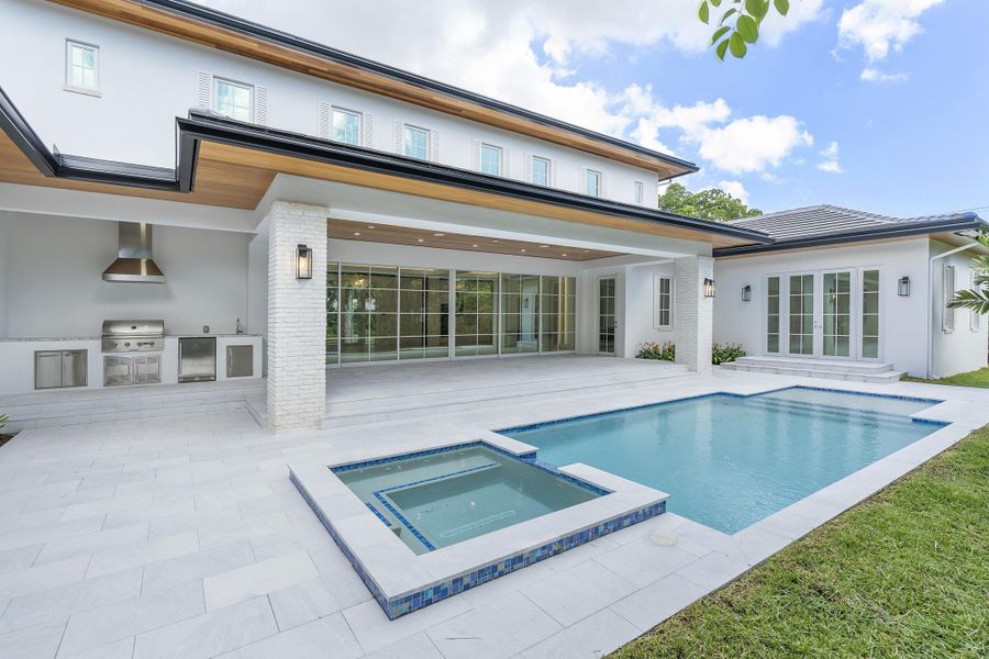 090-420 Barbarossa Ave_090 090-420 Barbarossa Ave_090