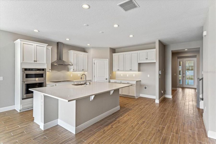 Furnished interior view inside a new home in , Winter Garden (Image 4).