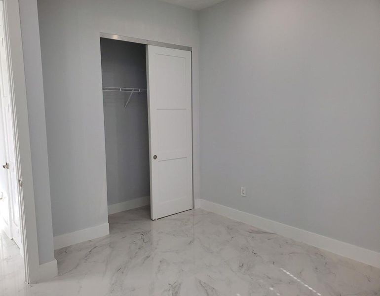 Spacious, unfurnished interior of a new home in , Davie (Image 26).