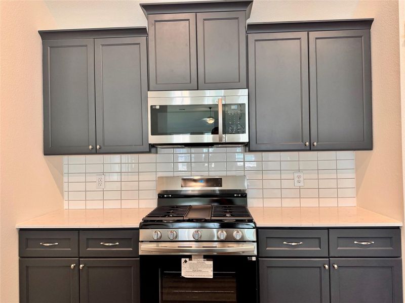 Furnished interior view inside a new home in Santa Fe, Cleveland (Image 7).
