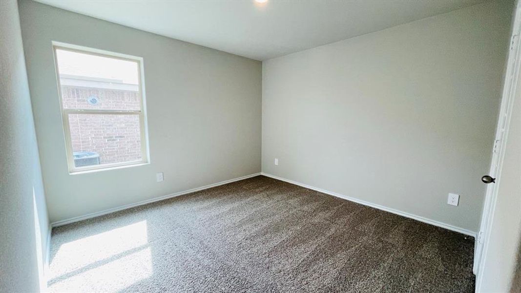 Spacious, unfurnished interior of a new home in Sunnycreek, Crowley (Image 18).