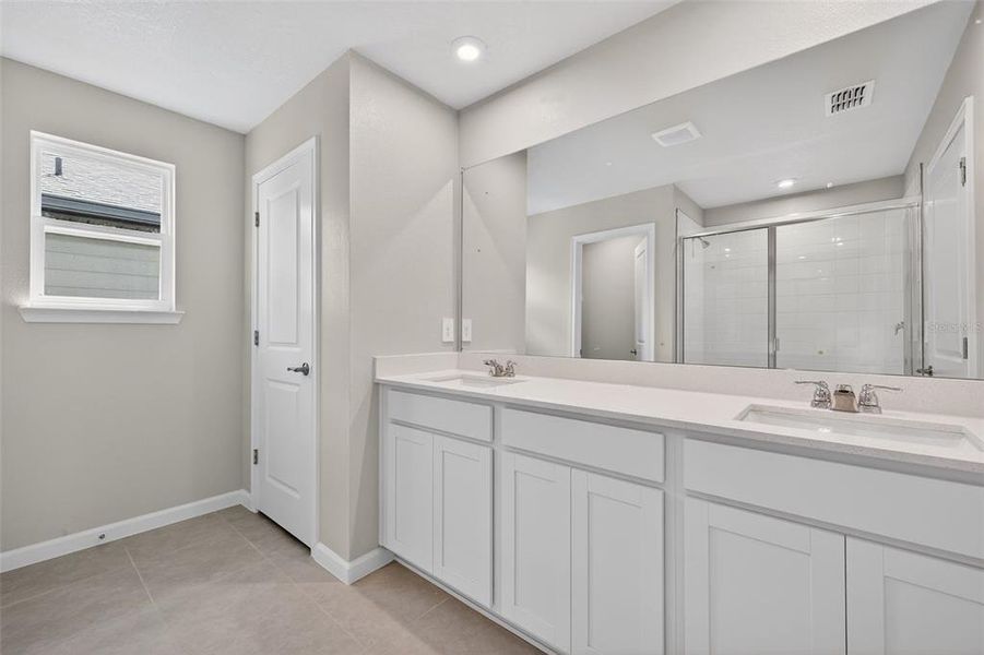 Furnished interior view inside a new home in Crosswind Ranch, Parrish (Image 10).
