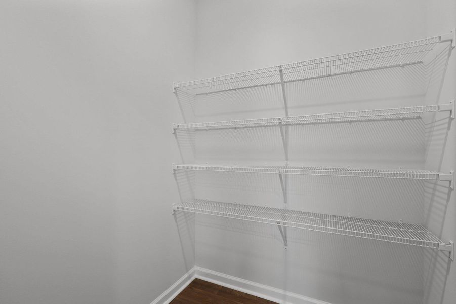 Spacious, unfurnished interior of a new home in Carolina Groves, Moncks Corner (Image 31).