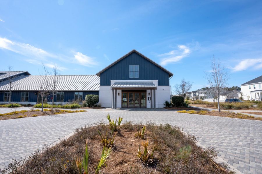 Community amenities in , Summerville (Image 34).