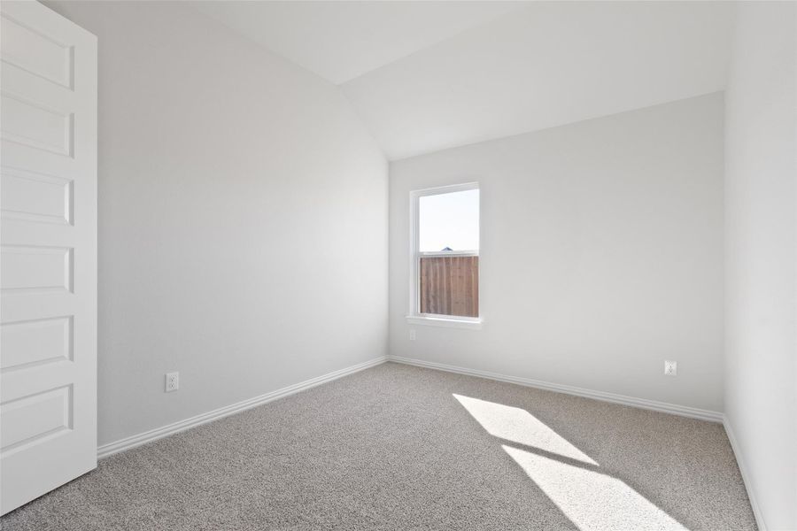 Spacious, unfurnished interior of a new home in Oakwood Estates, Waller (Image 24).