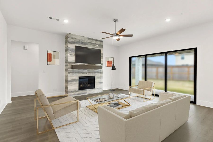 Sophia D family room