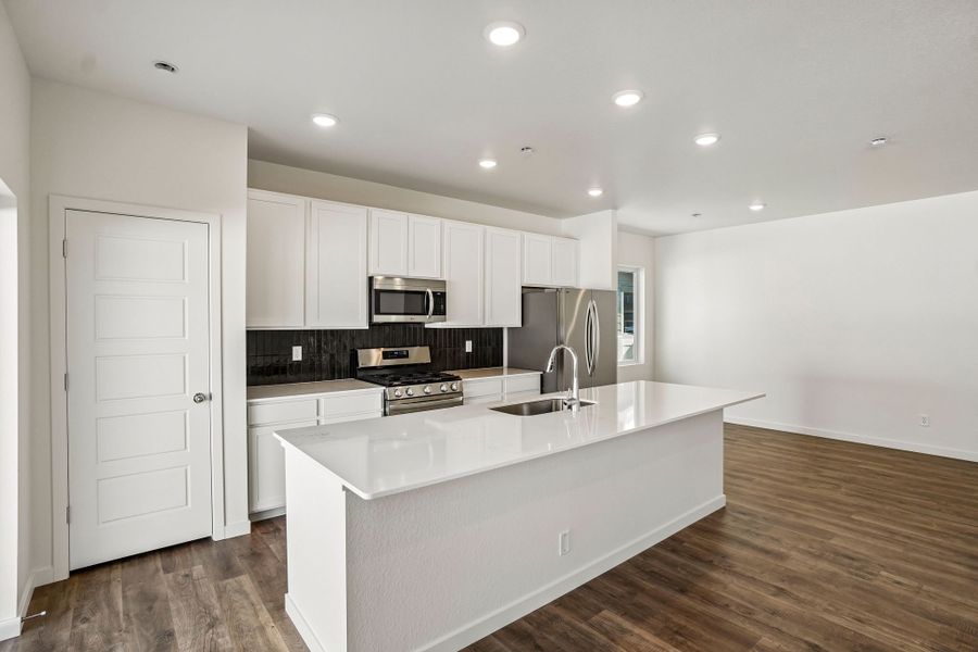 Furnished interior view inside a new home in Union Colony West, Greeley (Image 36).