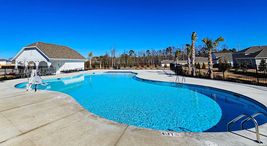 Community amenities in , Columbia (Image 34).