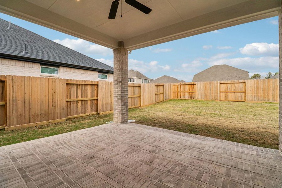 Exterior details and patio area of a home in The Highlands, Porter (Image 3).