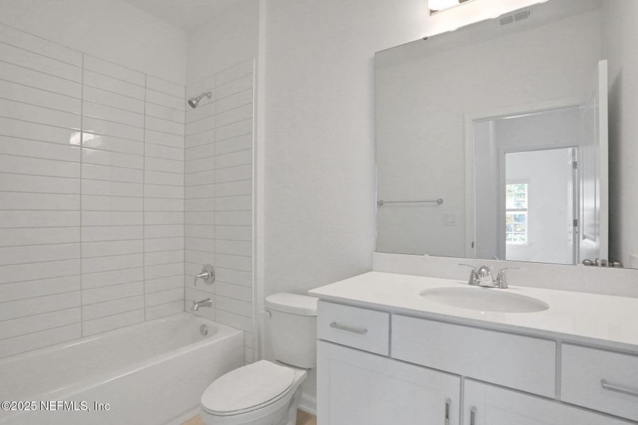 Furnished interior view inside a new home in Hyland Trail, Green Cove Springs (Image 15).