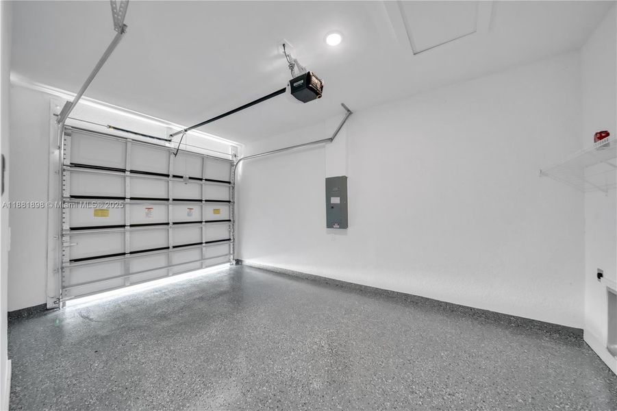 Image 42 of a home in .