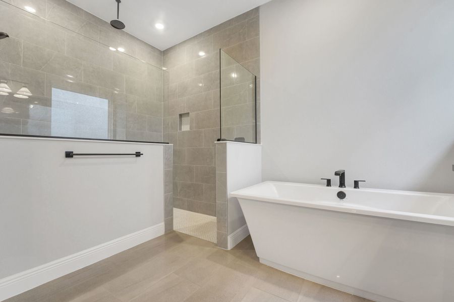 New Home in Windermere, FL.  - Slide 32