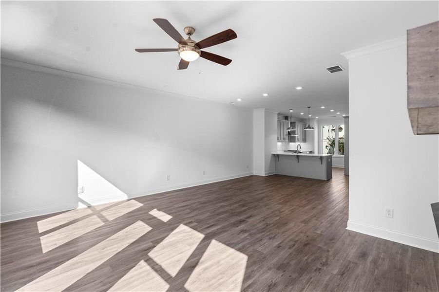 Spacious, unfurnished interior of a new home in Evanshire Townhomes, Duluth (Image 25).