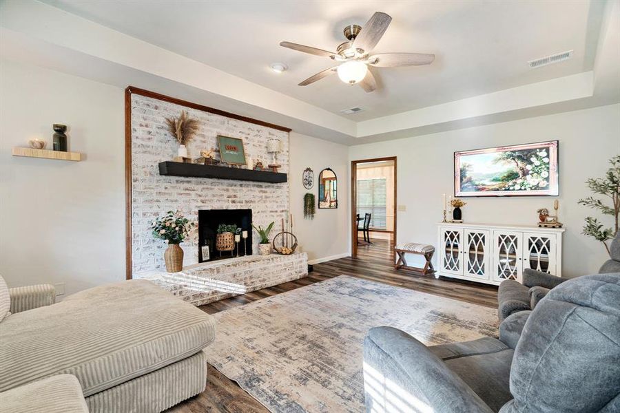 Furnished interior view inside a new home in , Reno (Image 10).