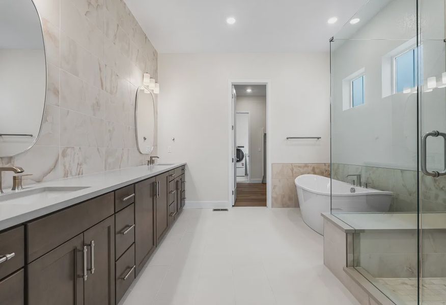 Homesite 4 Primary Bath - 19 of 25 Homesite 4 Primary Bath - 19 of 25