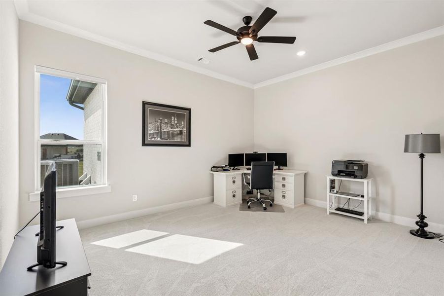 Furnished interior view inside a new home in , Fort Worth (Image 14). Furnished interior view inside a new home in , Fort Worth (Image 14).