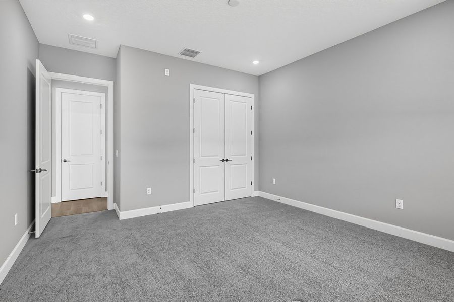 Spacious, unfurnished interior of a new home in Westview Community Group Page, Kissimmee (Image 38).