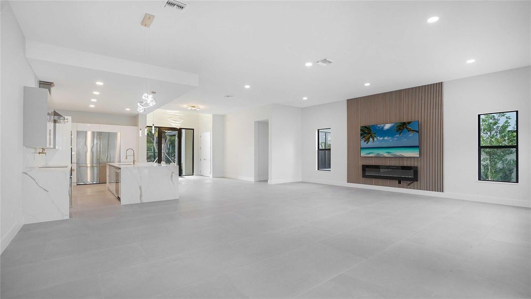 Spacious, unfurnished interior of a new home in , Wilton Manors (Image 16). Spacious, unfurnished interior of a new home in , Wilton Manors (Image 16).