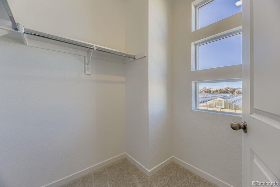Spacious, unfurnished interior of a new home in , Centennial (Image 13).