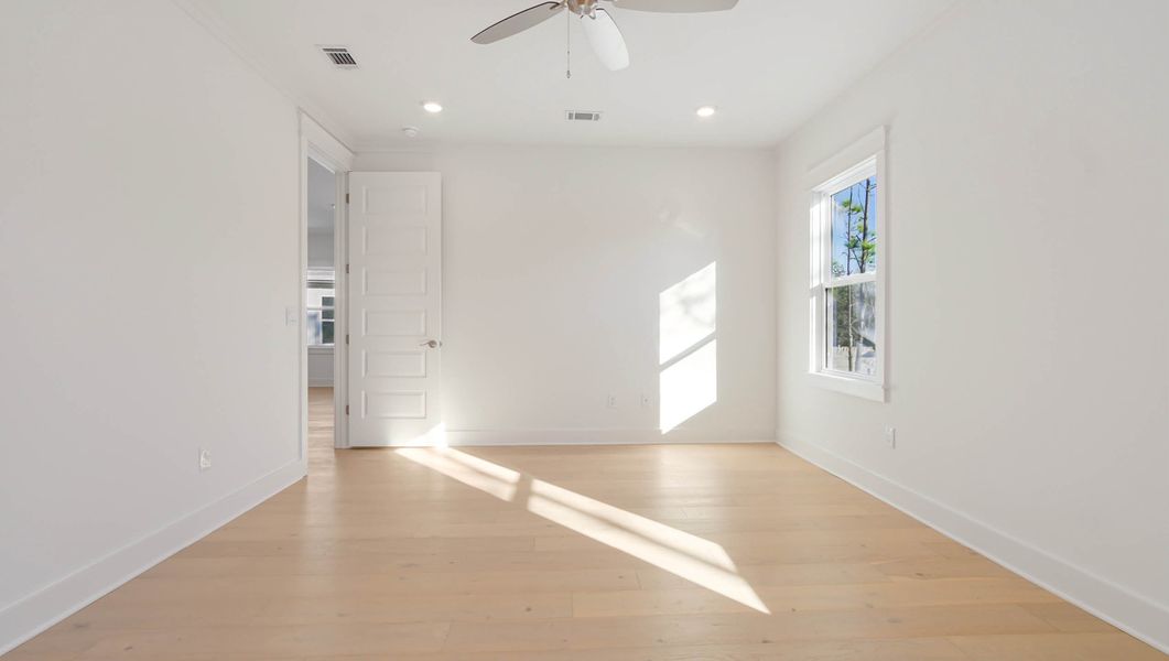 Spacious, unfurnished interior of a new home in Parkside, Santa Rosa Beach (Image 40). Spacious, unfurnished interior of a new home in Parkside, Santa Rosa Beach (Image 40).