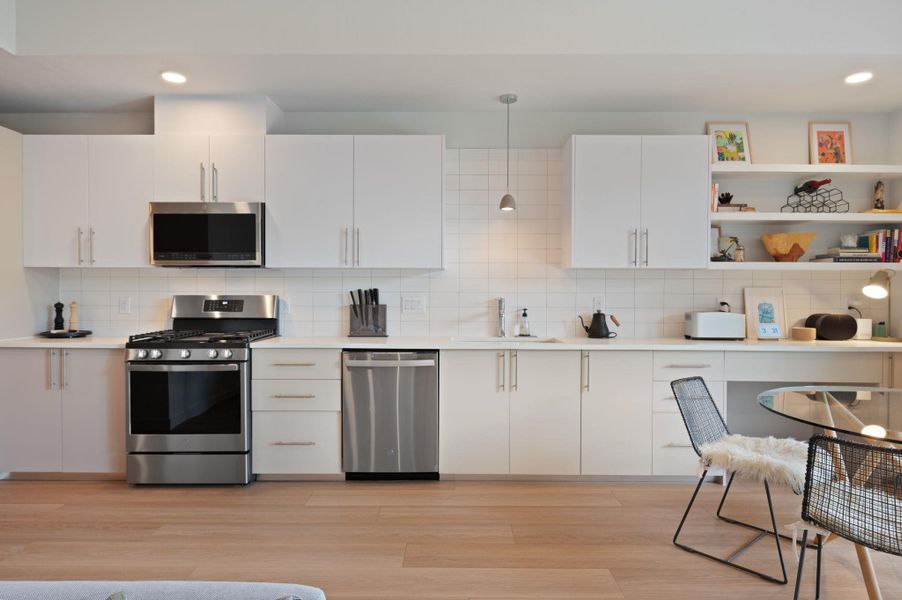 Furnished interior view inside a new home in , Austin (Image 18). Furnished interior view inside a new home in , Austin (Image 18).