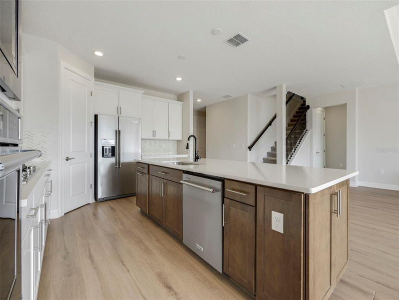 Furnished interior view inside a new home in Willow Ridge, Montverde (Image 20).