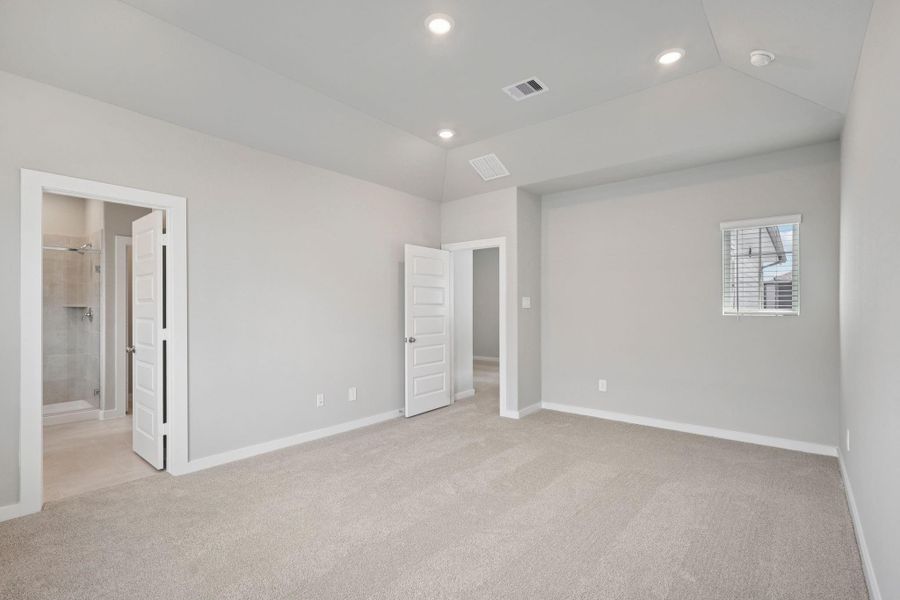 Photo is not of the actual home, but is an inspirational photo of builder’s model home and may depict options, furnishings, and/or decorator features that are not included Photo is not of the actual home, but is an inspirational photo of builder’s model home and may depict options, furnishings, and/or decorator features that are not included