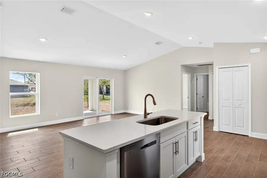Furnished interior view inside a new home in Cape Coral, Cape Coral (Image 12).