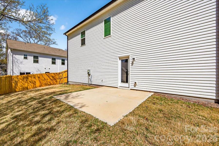 Exterior details and patio area of a home in , Charlotte (Image 27).