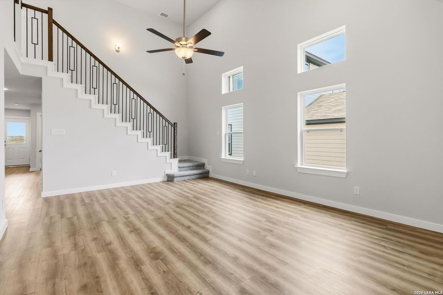 Spacious, unfurnished interior of a new home in Katzer Ranch, Converse (Image 15).