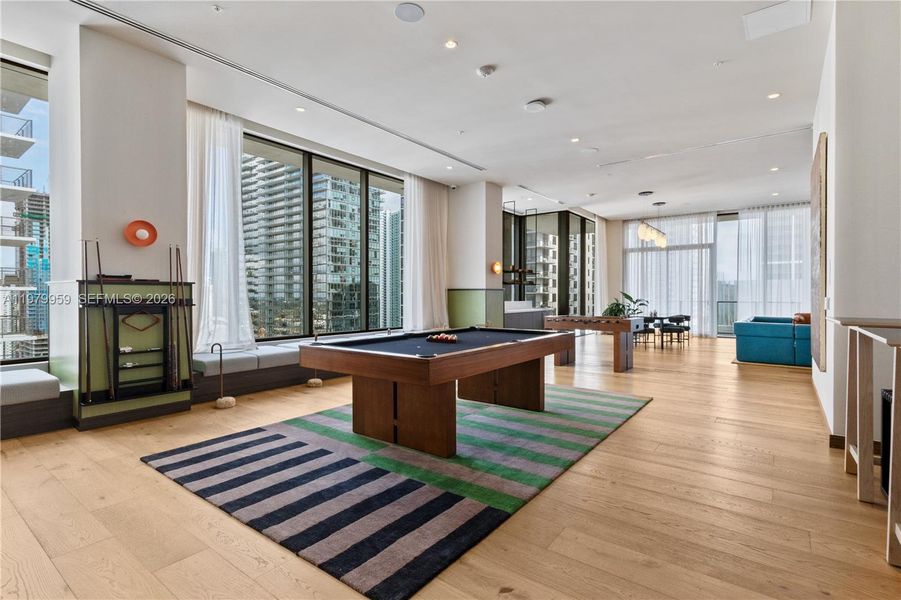 Community amenities in , Miami (Image 15).