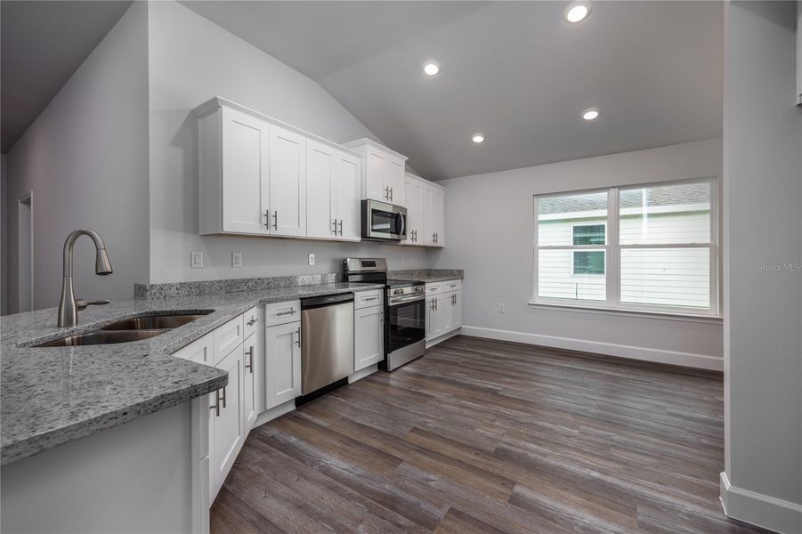 Furnished interior view inside a new home in Kirkland Farms, Alachua (Image 9).