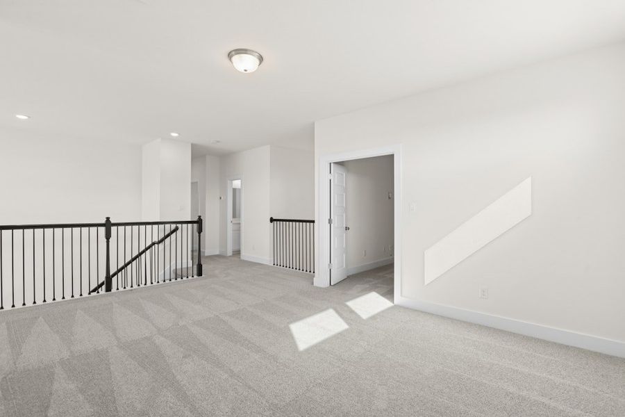 Spacious, unfurnished interior of a new home in Blackhawk, Pflugerville (Image 28).