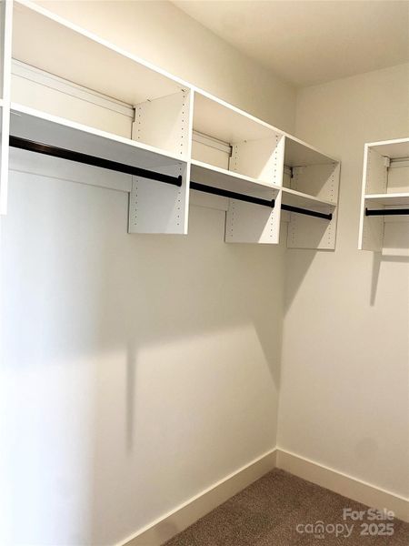 Spacious, unfurnished interior of a new home in , Davidson (Image 15).