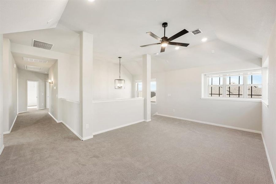 Spacious, unfurnished interior of a new home in Eagle Glen 50, Alvarado (Image 32). Spacious, unfurnished interior of a new home in Eagle Glen 50, Alvarado (Image 32).